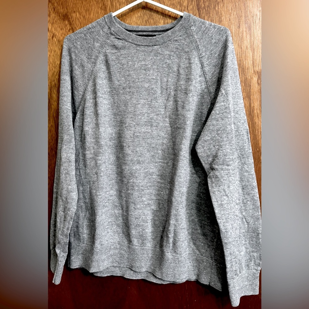 Banana Republic • Soft Gray Cotton Sweater